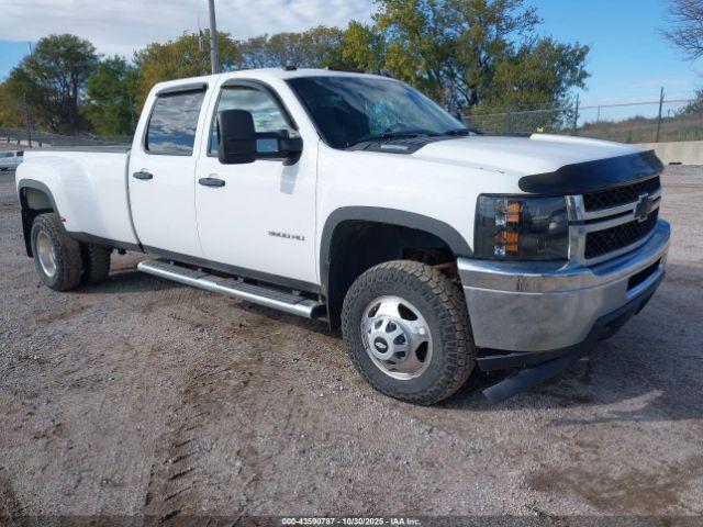  Salvage Chevrolet Silverado 3500