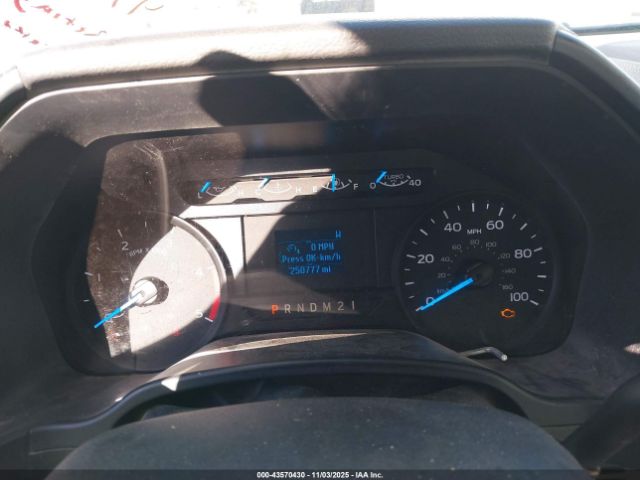 Ford F-350 Xl Image 8