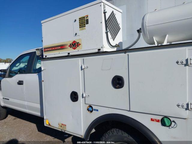 Ford F-350 Xl Image 9