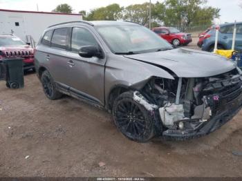  Salvage Mitsubishi Outlander