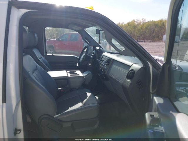 Ford F-350 Xl Image 7