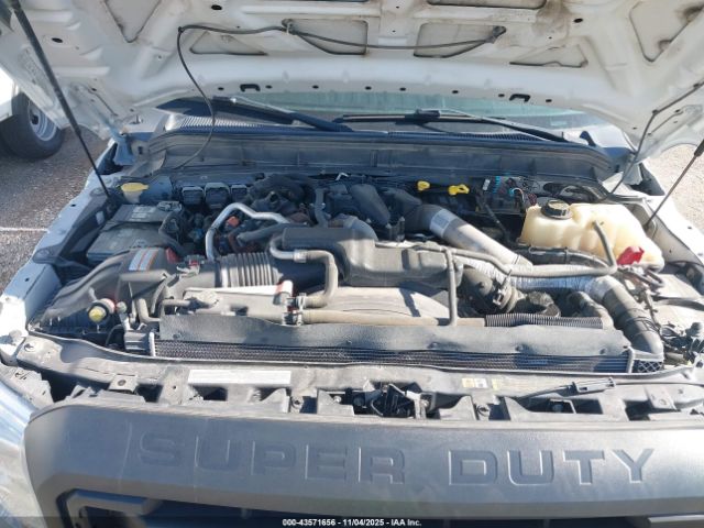 Ford F-350 Xl Image 12