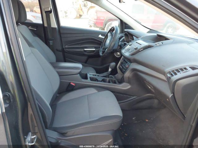 Ford Escape Se Image 2