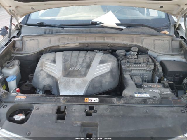 Hyundai SANTA FE Limited Image 12