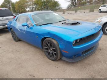  Salvage Dodge Challenger