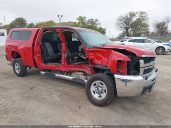  Salvage Chevrolet Silverado 2500