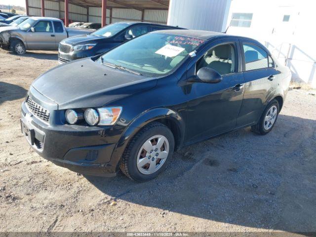 Chevrolet Sonic Ls Auto Image 9