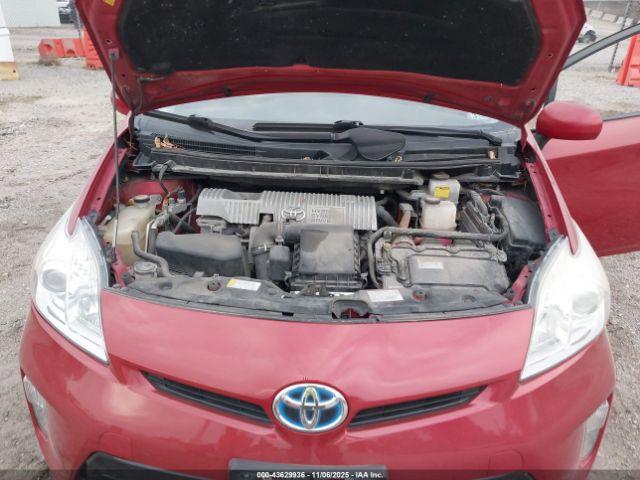 Toyota Prius Four Image 12