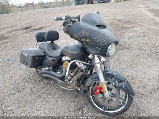  Salvage Harley-Davidson Flhx