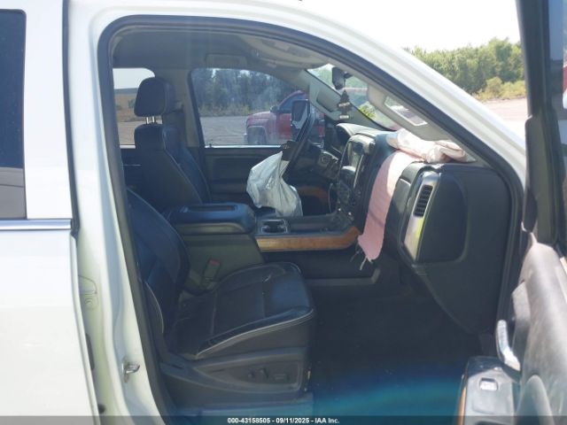 Chevrolet Silverado 3500 High Country Image 6