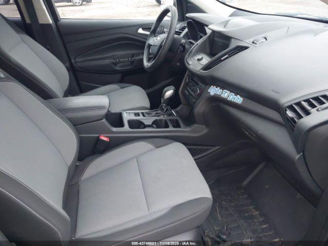 Ford Escape Se Image 2