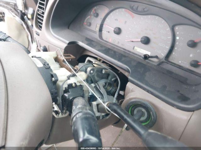 Toyota Sequoia Limited V8 Image 2