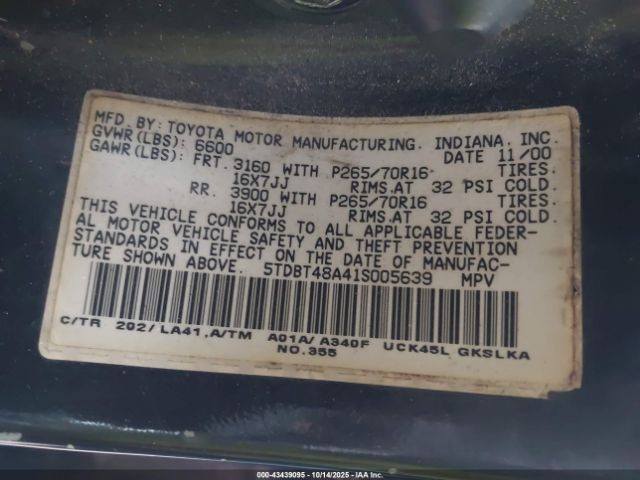 Toyota Sequoia Limited V8 Image 3