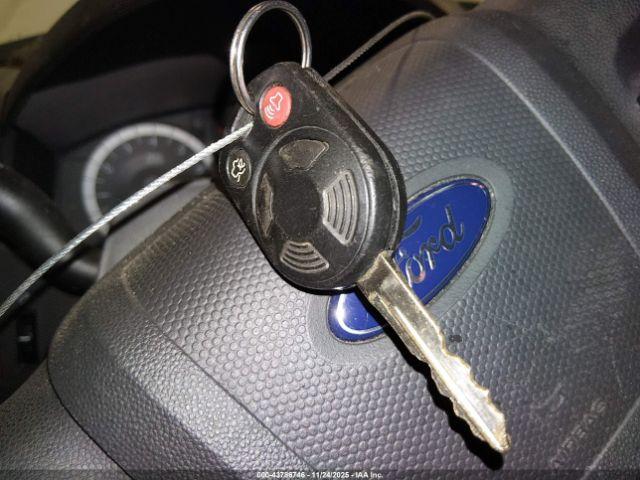 Ford Escape Limited Image 11