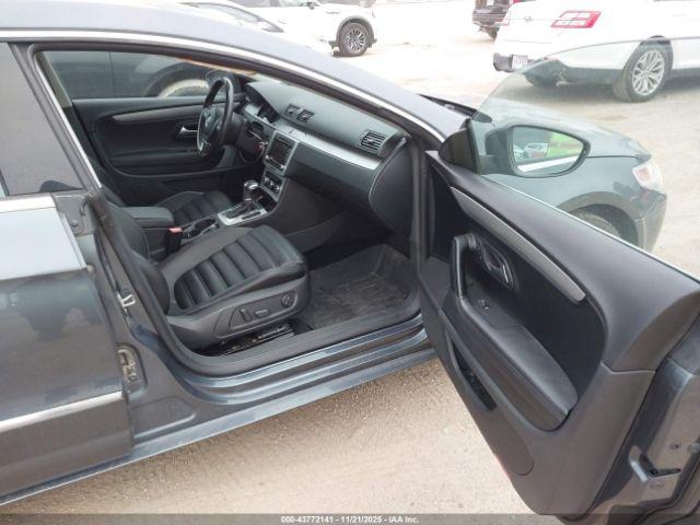 Volkswagen CC Sport Image 3