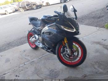  Salvage Aprilia Rs