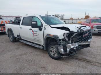  Salvage General Motors Sierra 2500HD