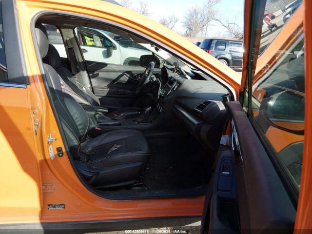 Subaru Crosstrek 2.0i Limited Image 8