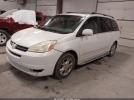 Toyota Sienna Xle Limited Image 2