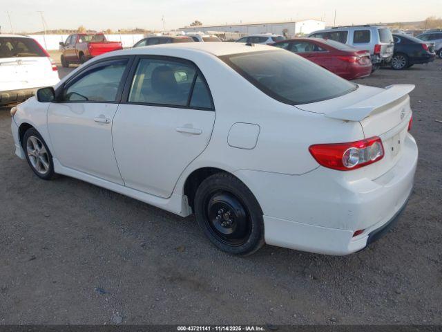 Toyota Corolla S Image 2