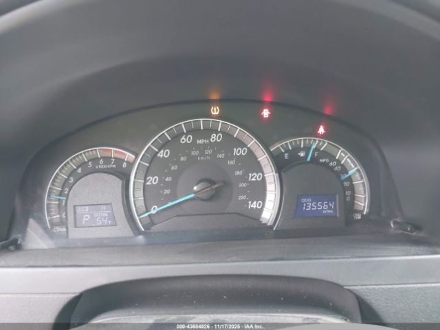 Toyota Camry Se Image 6