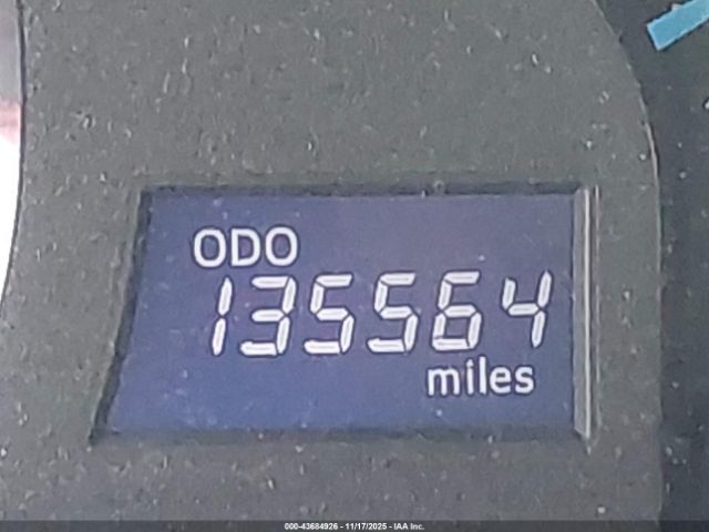 Toyota Camry Se Image 16