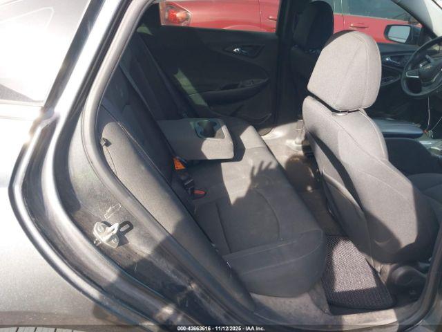 Chevrolet Malibu 1lt Image 8