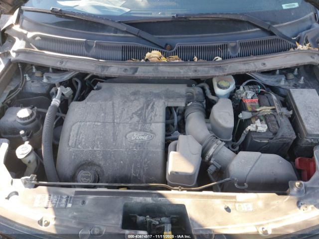 Ford Explorer Limited Image 10