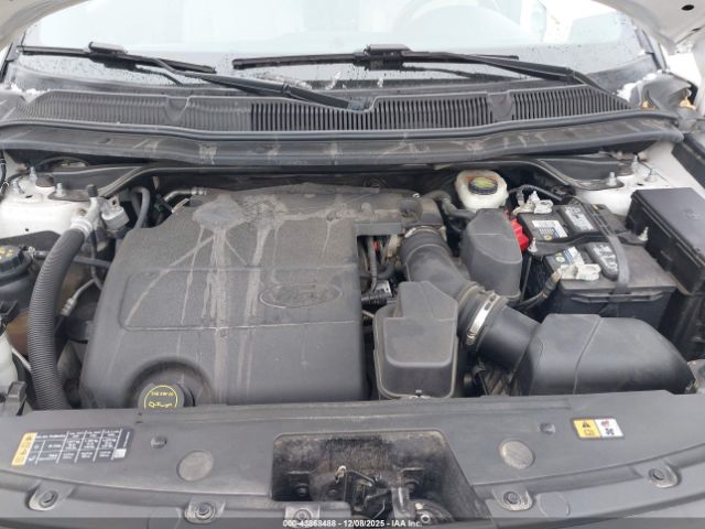 Ford Explorer Limited Image 7