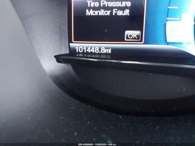 Ford Explorer Limited Image 12