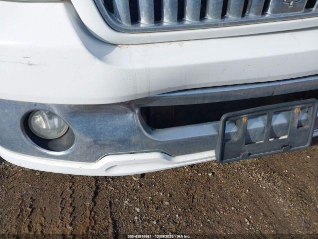 Lincoln Mark LT Image 8