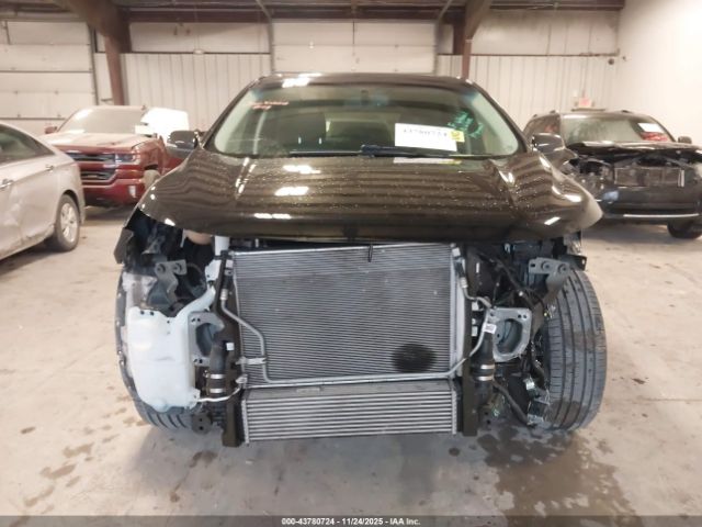 Ford Edge Titanium Image 9