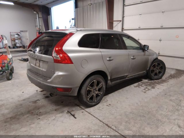 Volvo XC60 Image 4