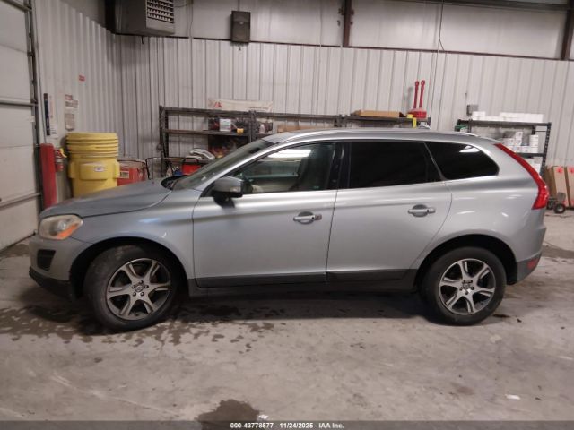 Volvo XC60 Image 13