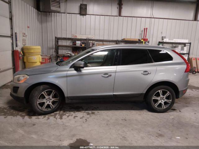 Volvo XC60 Image 13