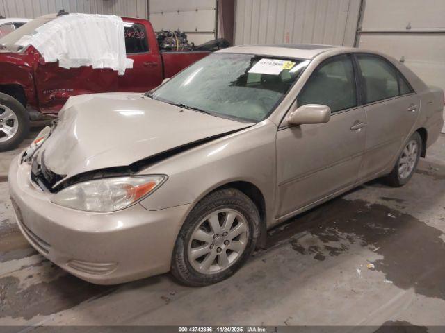 Toyota Camry Xle V6 Image 4