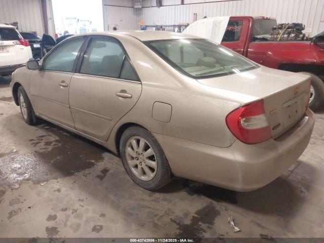 Toyota Camry Xle V6 Image 2