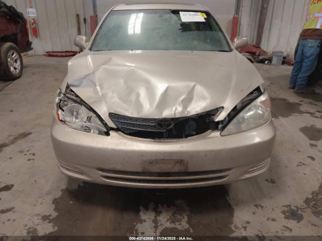 Toyota Camry Xle V6 Image 3