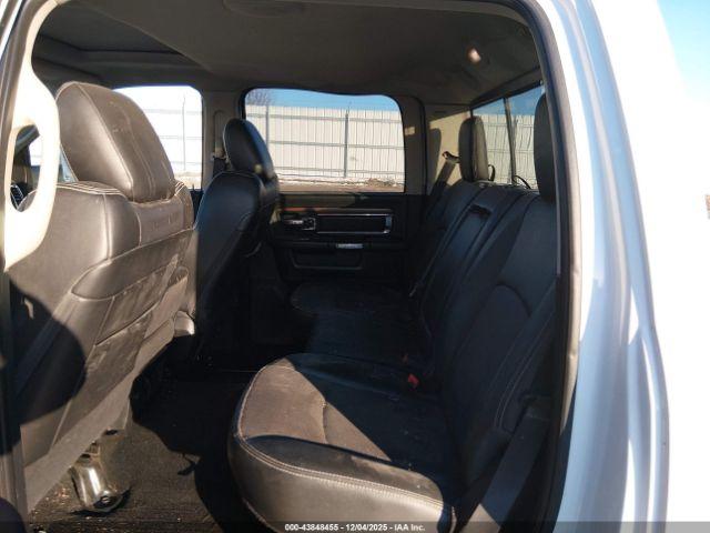 Ram 3500 Laramie Image 5