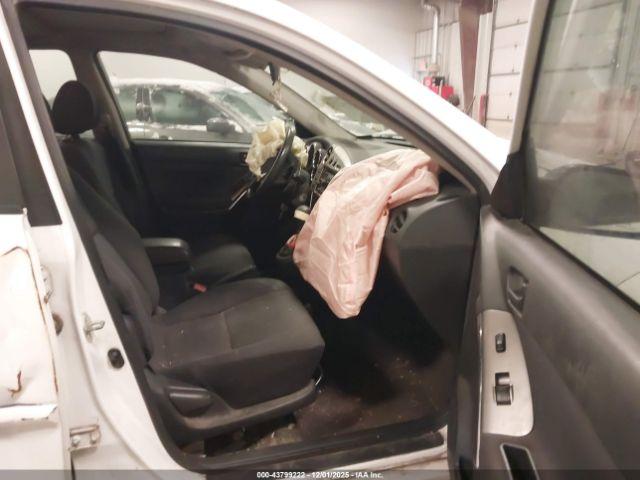 Pontiac Vibe Image 14