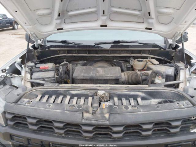 Chevrolet Silverado 1500 Work Truck Image 12