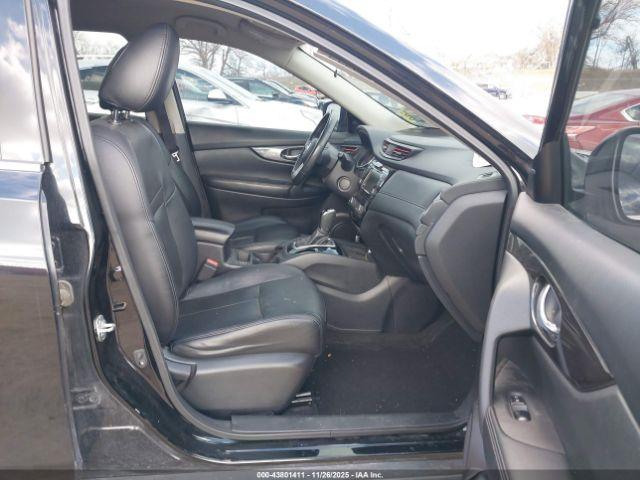 Nissan Rogue Sv Image 2