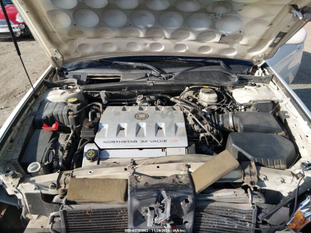 Cadillac DeVille Standard Image 17