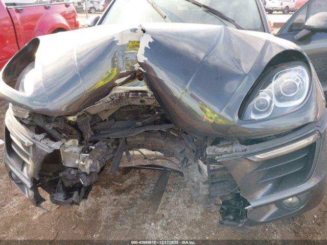 Porsche Macan Sport Edition Image 5
