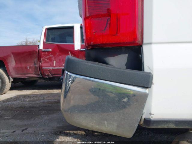 Ford F-250 Xl Image 12