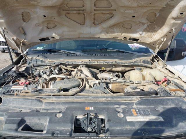 Ford F-250 Xl Image 13