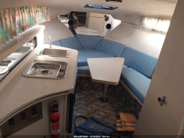 Carver 21ft 0in Image 6