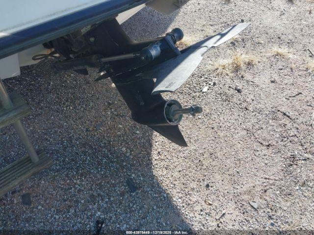 Carver 21ft 0in Image 12