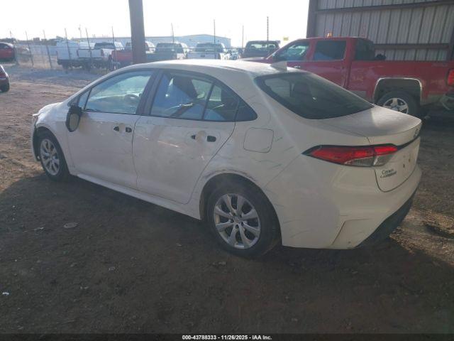 Toyota Corolla Le Image 15