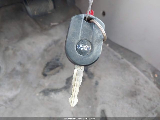 Ford Escape Xls Image 7